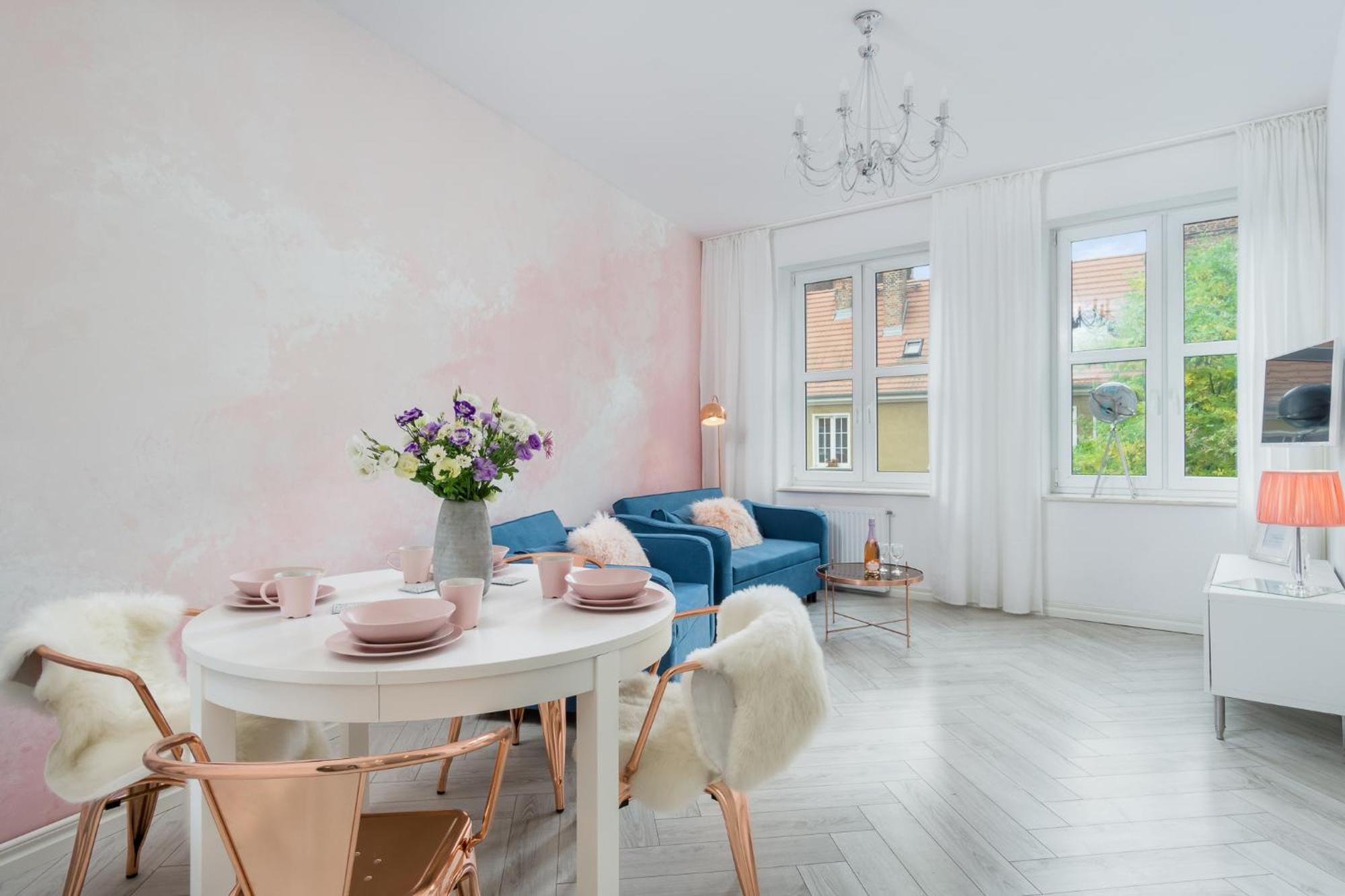 Just Cozy Old Town Apartment *
